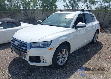 2020 Audi Q5 Premium/Titanium Premium z USA, uszkodzony, nr VIN WA1ANAFY5L2042336